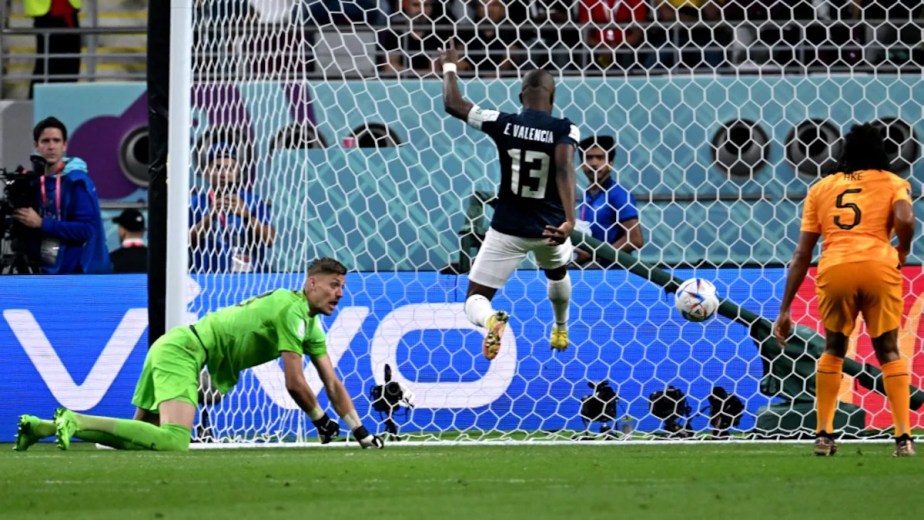 Ecuador's Pervis Estupinan celebrates scoring a goal