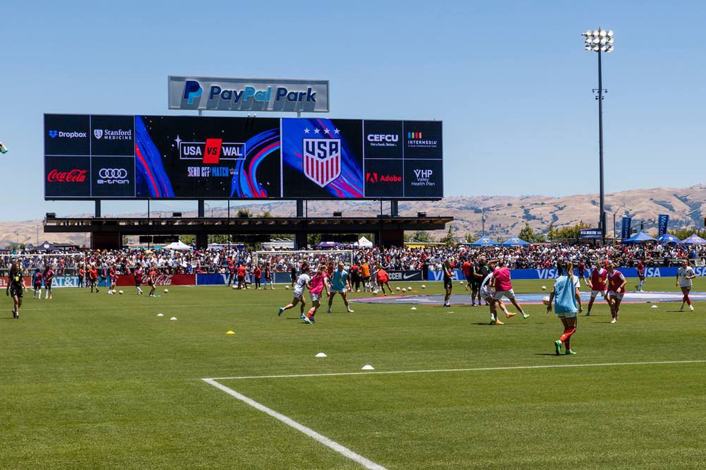 Photo Credit: © John Hefti-USA TODAY Sports