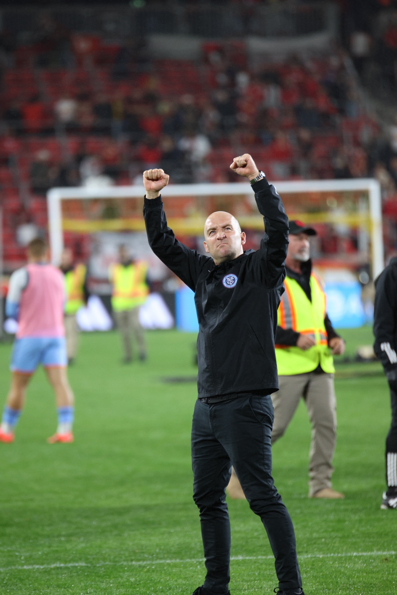 9/28/24, Harrison NJ, Red Bull Arena Head Coach Nick Cushing celebrating with the supporters Mandatory Credit: Jose Pichirilo /Bad Dawg Sports