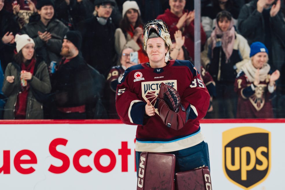 2/25/25 Montreal, Canada Place Bell| Montreal Victoire tendy Ann-Renée Desbiens. Mandatory Credit:Arianne Bergeron/ PWHL