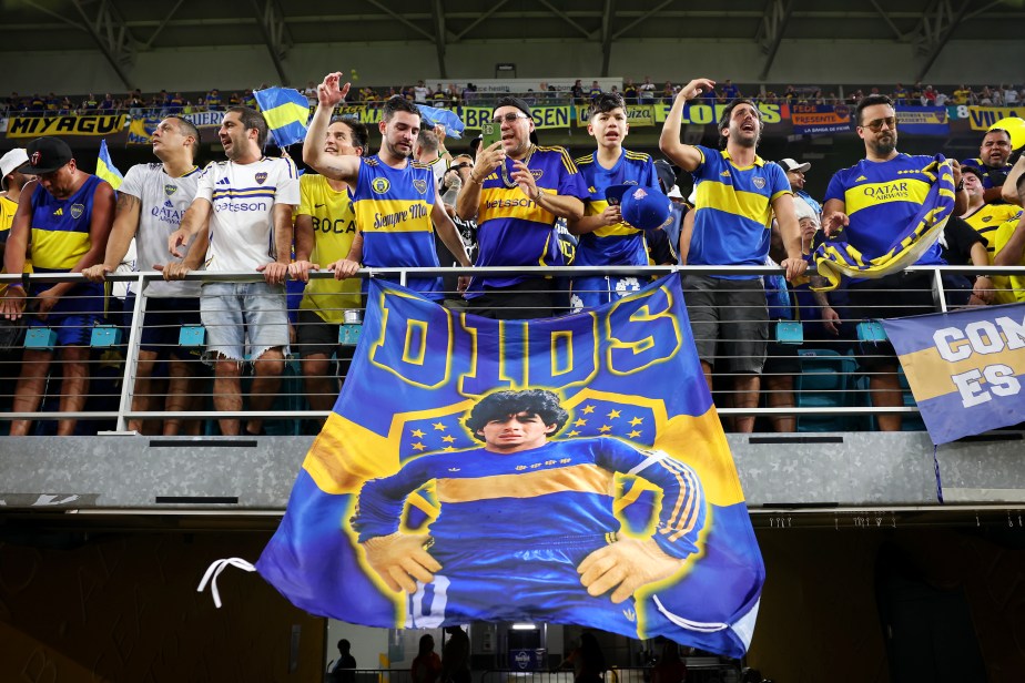 MIAMI GARDENS, FLORIDA - JUNE 20: CA Boca Juniors fans looks on prior to the FIFA Club World Cup 2025 group C match between FC Bayern München and CA Boca Juniors at Hard Rock Stadium on June 20, 2025 in Miami Gardens, Florida. (Photo by Hector Vivas - FIFA/FIFA via Getty Images)