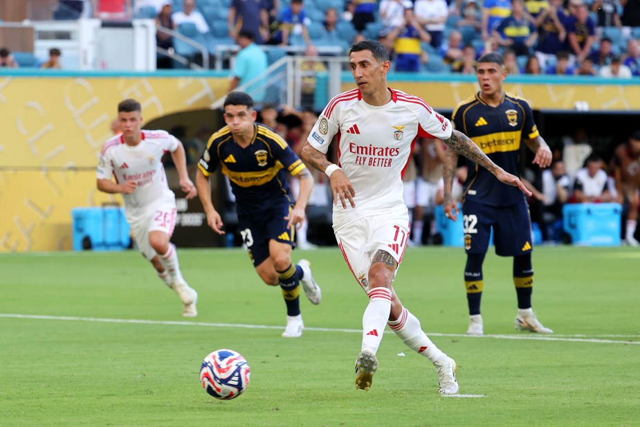 MIAMI GARDENS, FLORIDA - JUNE 16: Angel Di Maria #11 of SL Benfica takes a penalty kick to score his team's first goal during the FIFA Club World Cup 2025 group C match between CA Boca Juniors and SL Benfica at Hard Rock Stadium on June 16, 2025 in Miami Gardens, Florida. (Photo by Leonardo Fernandez - FIFA/FIFA via Getty Images)