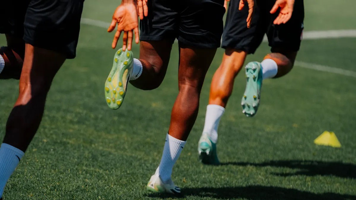 Starting signal in Frankfurt, as Eintracht Frankfurt begins their first week of training for the 205/26 season; Mandatory Photo Credit: Eintracht Frankfurt