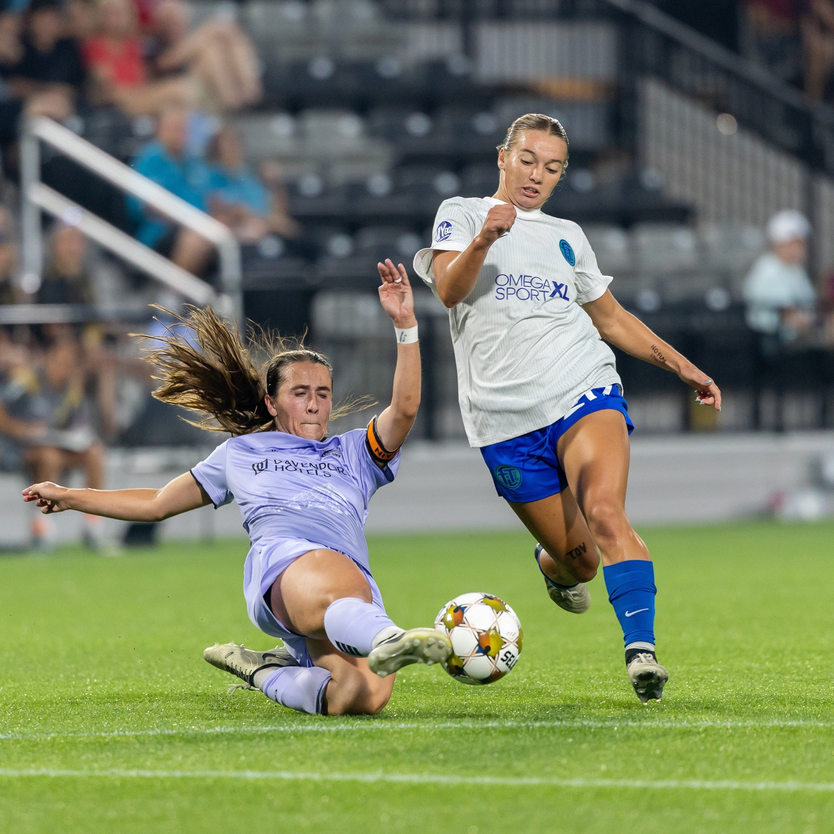 9/6/2025 ONE Spokane Stadium, Spokane, WA Carlyn Baldwin dribbling the ball. Mandatory Credit Spokane Zephyr