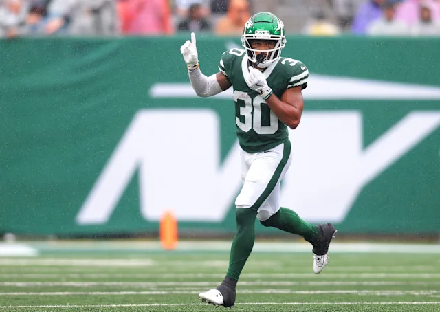 Michael Carter II traded to the Philadelphia Eagles, Mandatory Credit: Yahoo Sports