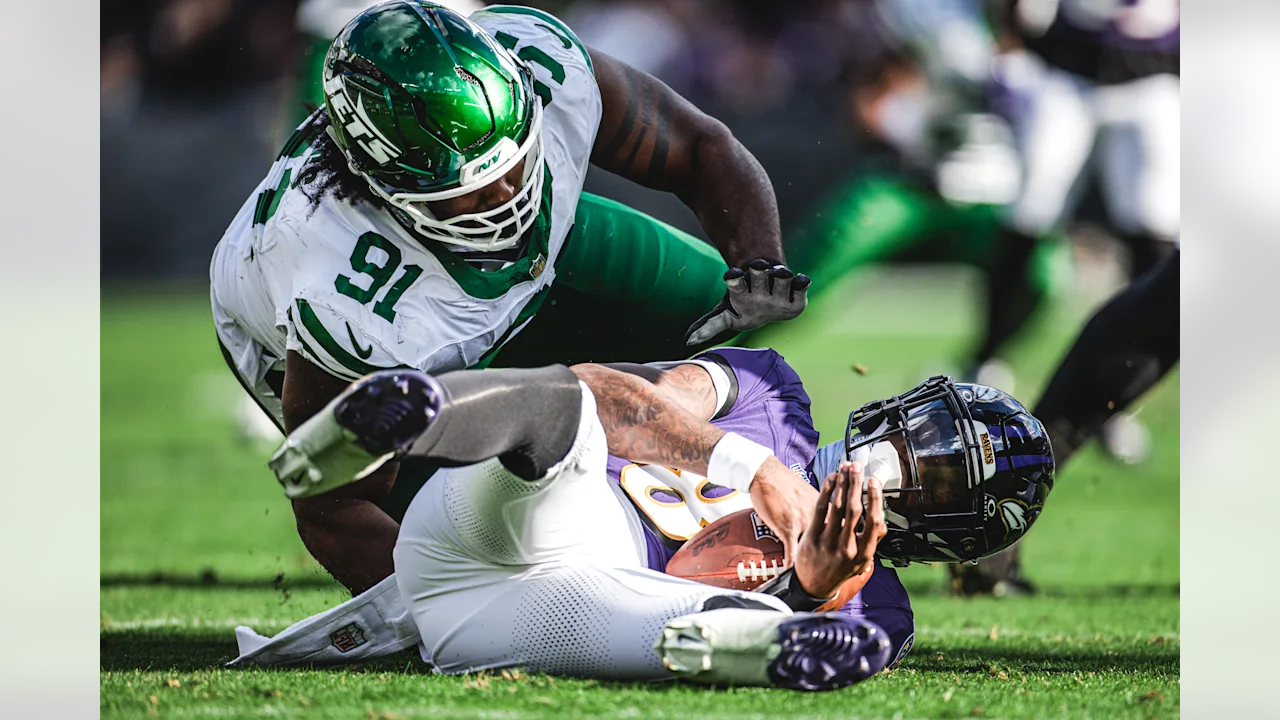 11/23/2025 M&T Bank Stadium, Baltimore, MD., Jowon Briggs Sack Lamar Jackson Mandatory Credit: New York Jets