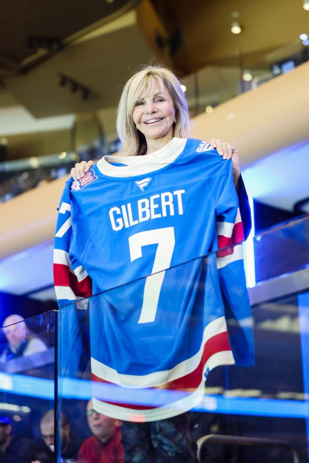 11/16/2025 Madison Square Garden, New York, NY., Rod Gilbert's Wife Judy. Mandatory Credit: New York Rangers