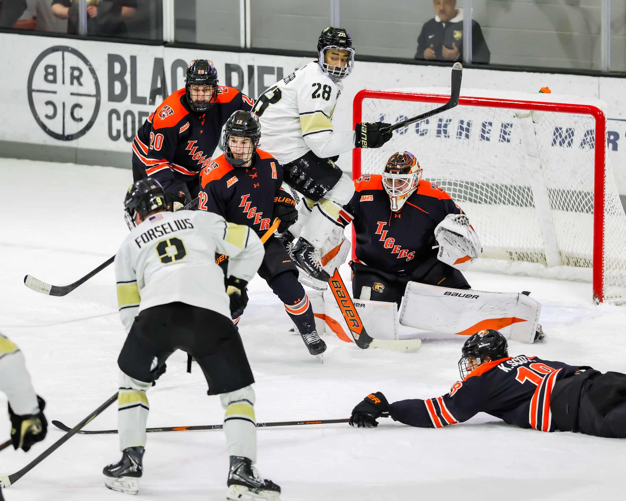 Army Wins Series Against RIT Despite Overtime Loss to the Tigers